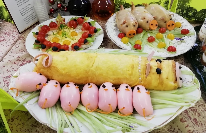 Саровские медики приготовили новогодние шедевры