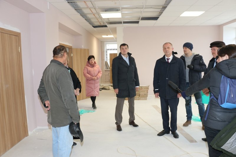 Денис Москвин оценил ход благоустройства и капитального ремонта социально значимых объектов в Сарове (ВИДЕО)