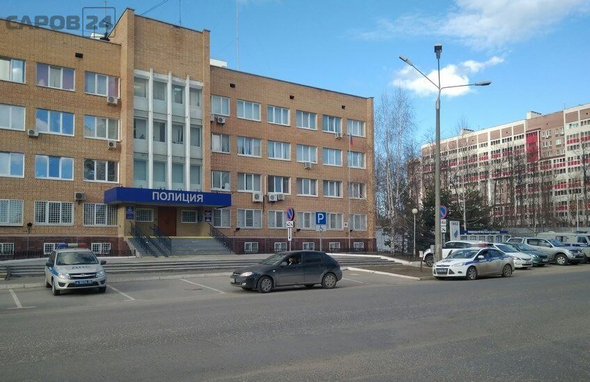 Пьяная троица пыталась угнать автомобиль на улице Силкина