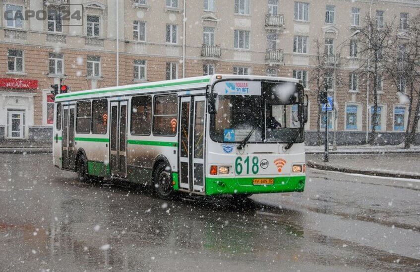 Пассажиры автобуса пострадали в ДТП на улице Куйбышева