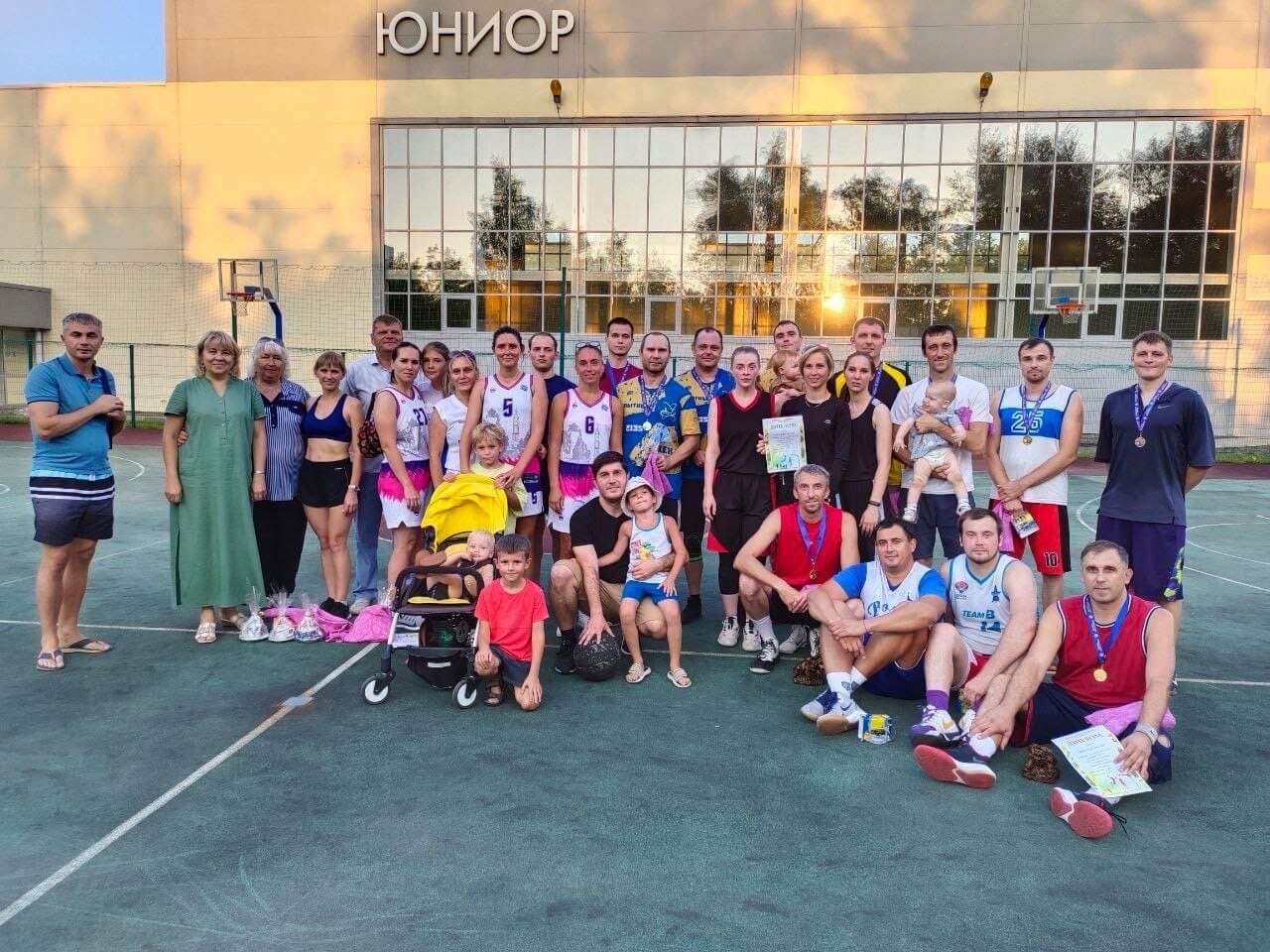 В ДЮСШ «Юниор» прошел пятый Открытый турнир по стритболу памяти В.Б. Дрямова.
