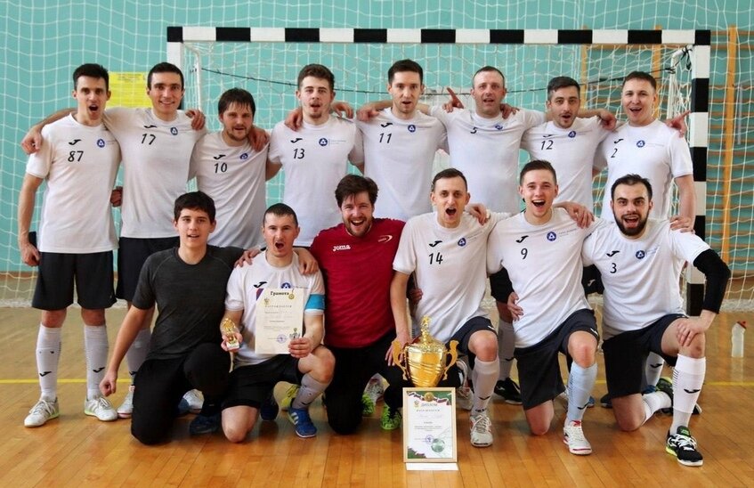 Сотрудники ВНИИЭФ выиграли зональные соревнования по мини-футболу