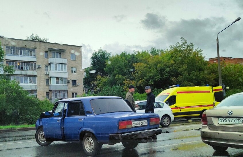 Двое водителей пострадали в ДТП на Силкина