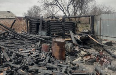 В Жегалове сгорели сарай и баня
