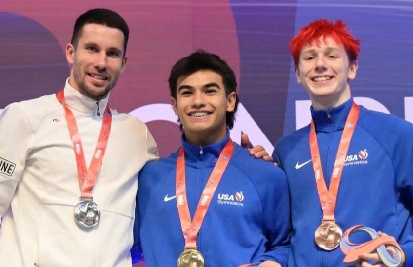 Михаил Заломин завоевал три медали Чемпионата мира по прыжкам на батуте (ВИДЕО)