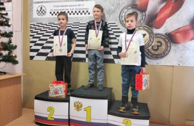 Павел Глухин выиграл бронзу первенства области по шашкам